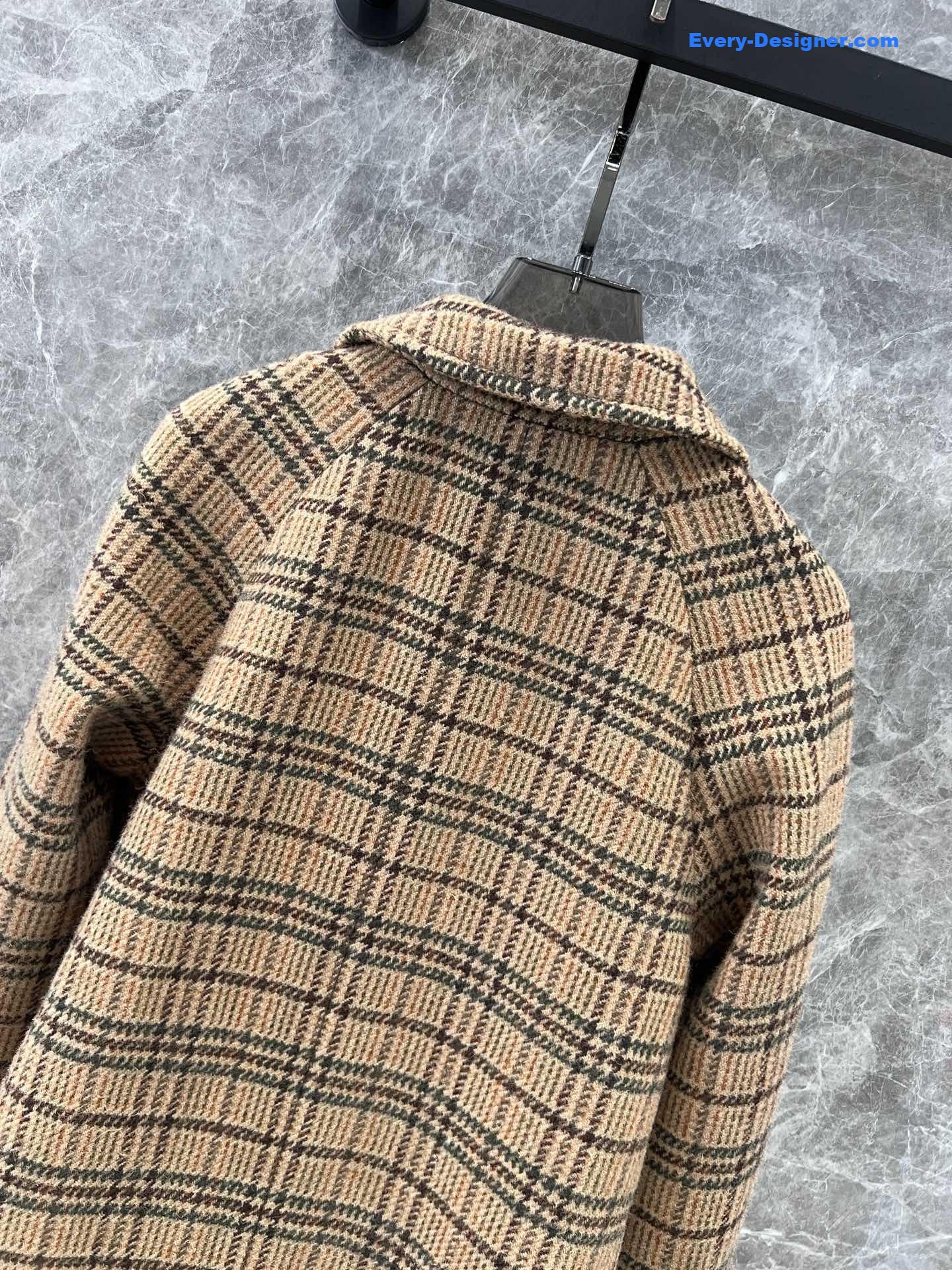 Ce1i*e woolen coat