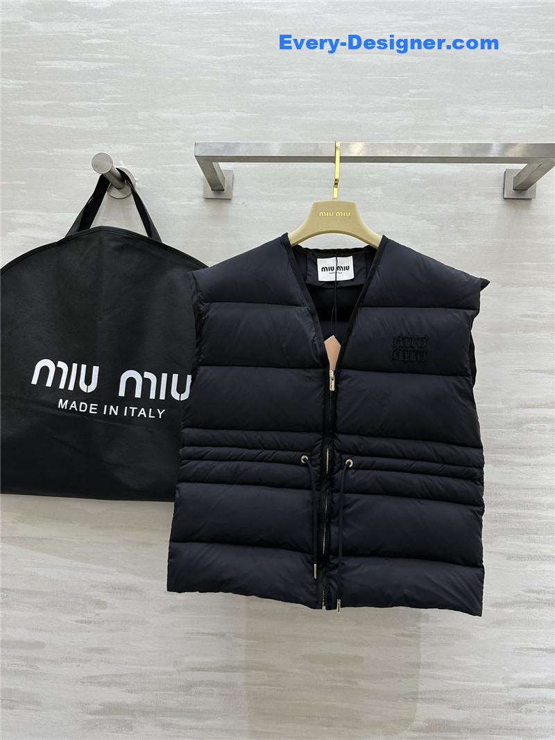 M1um1u waist down vest