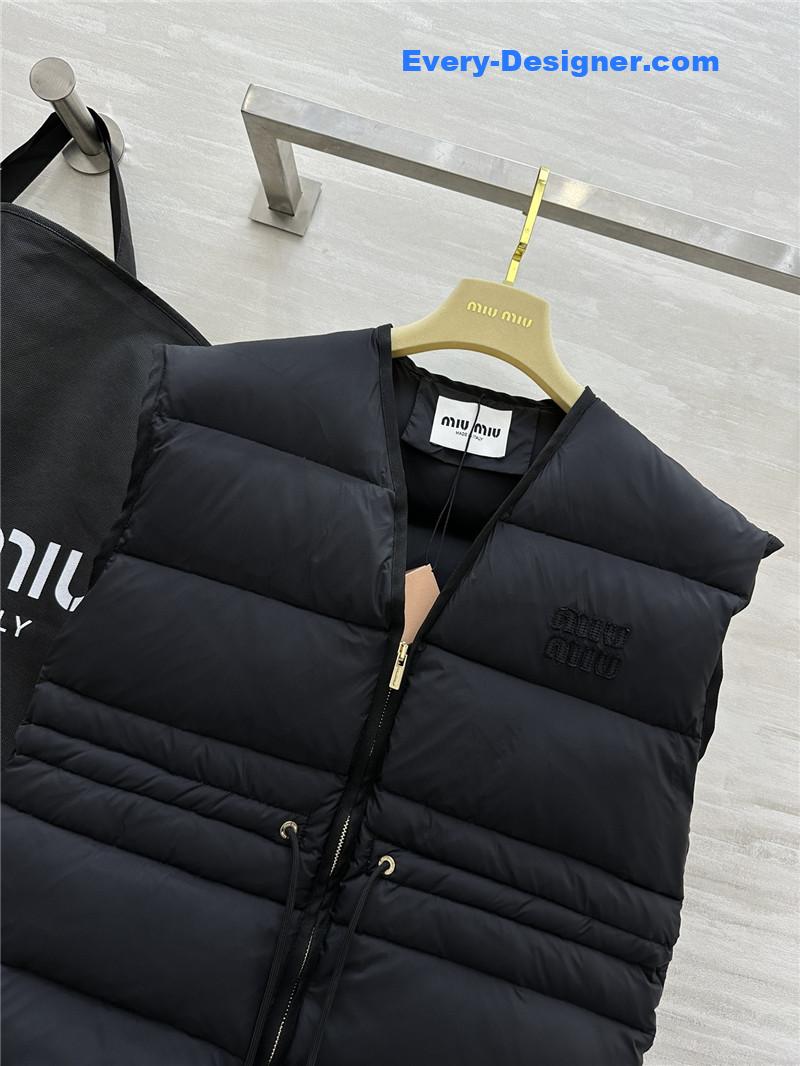 M1um1u waist down vest