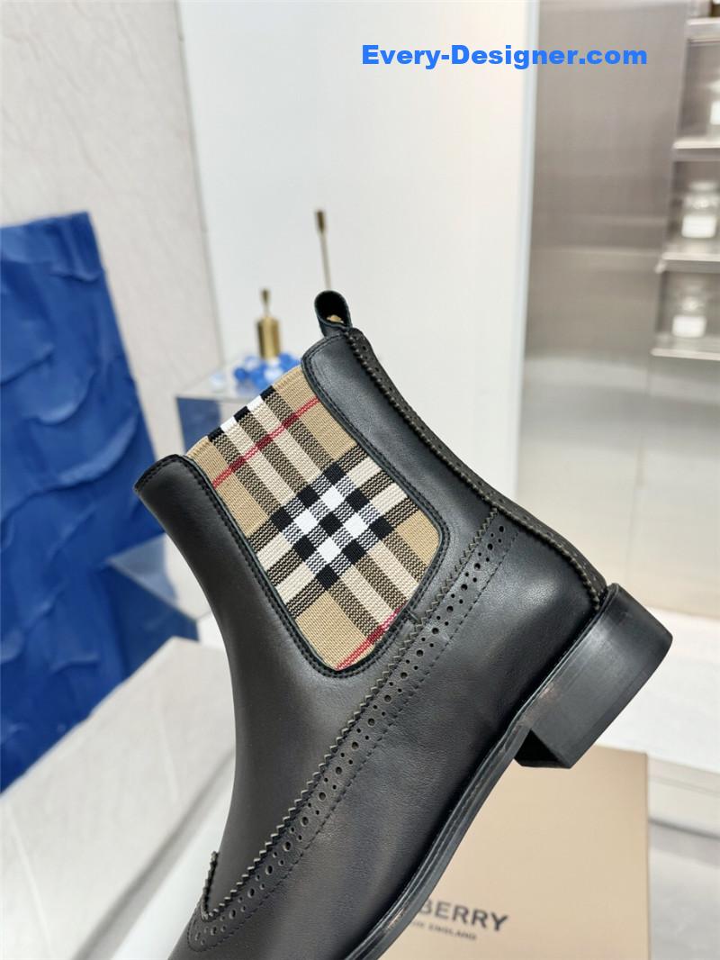Bv*b*rry vintage check chelsea boots