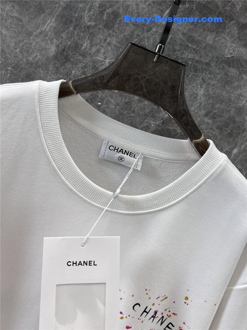 Ch**el graffiti print sweatshirt white