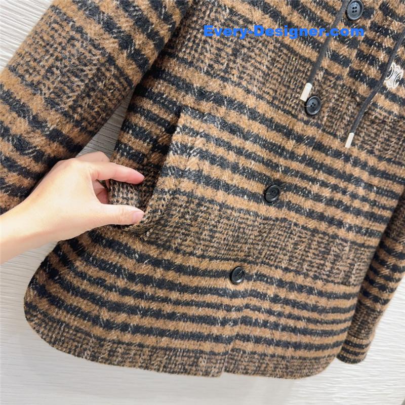 Ce1i*e new coat