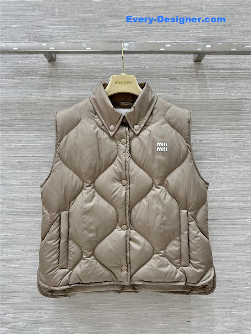 M1um1u cotton vest