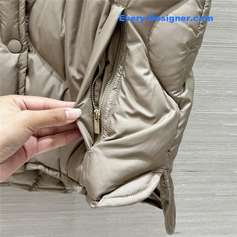 M1um1u cotton vest