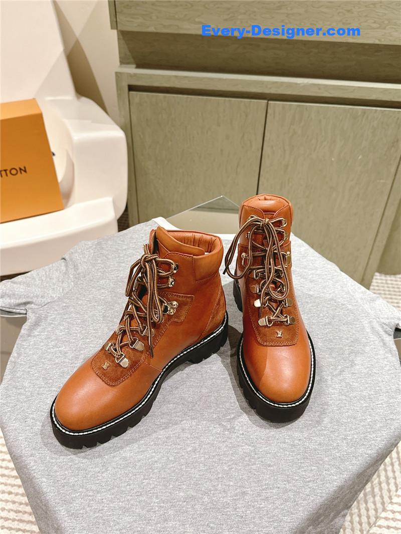l0vis Vvtt0n calfskin territory ranger boots
