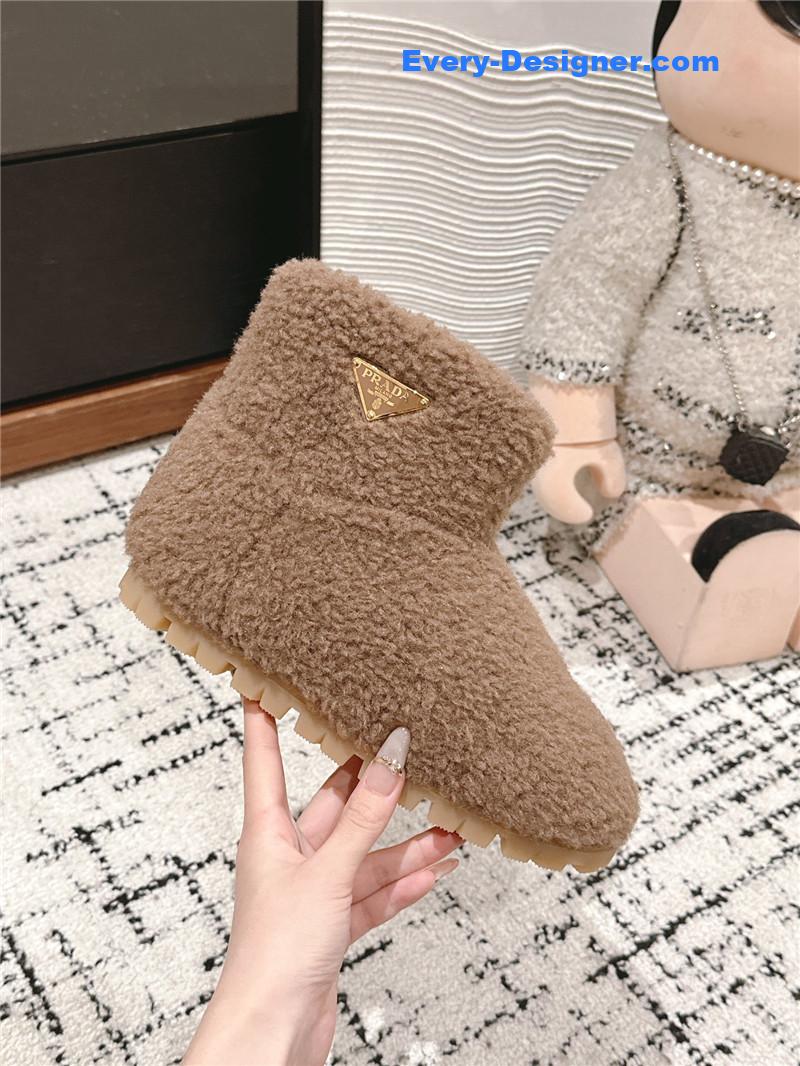 Pra*a brown shearling booties