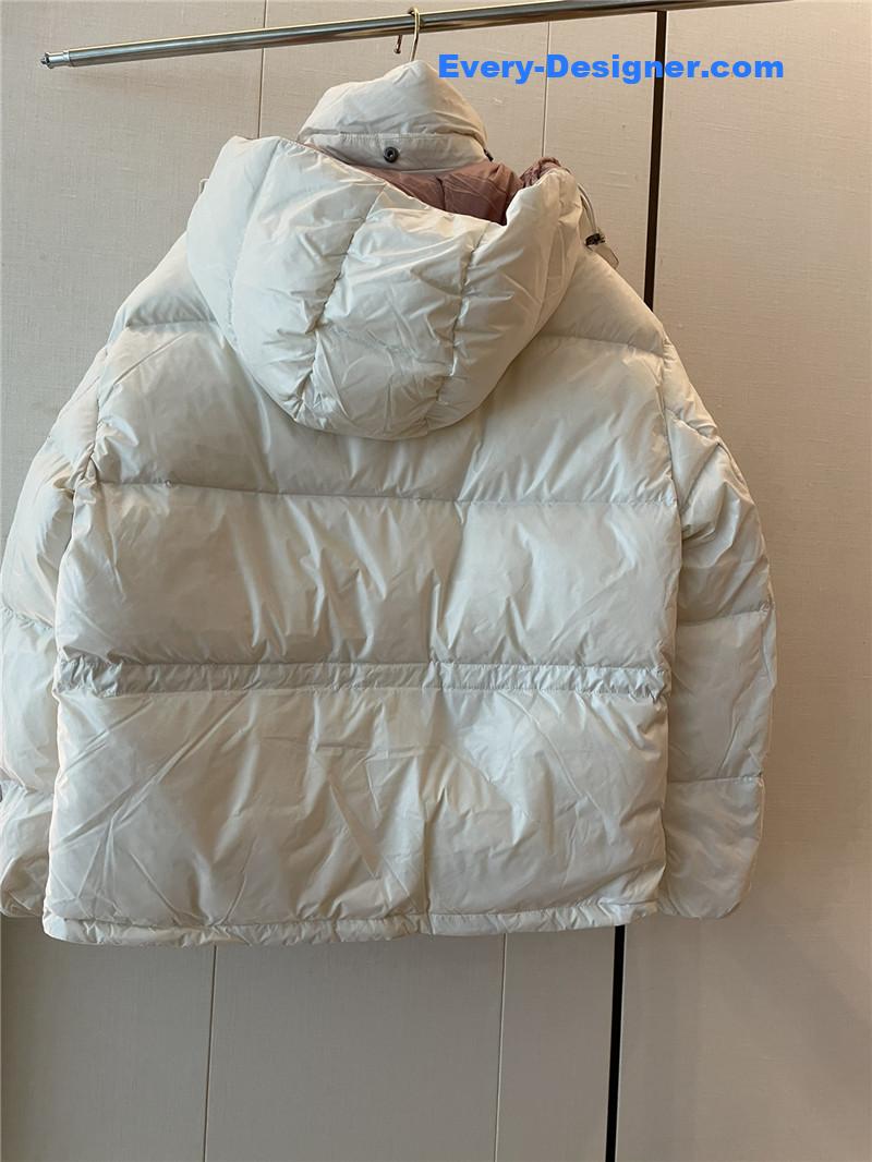 Moncler lettering hooded down jacket