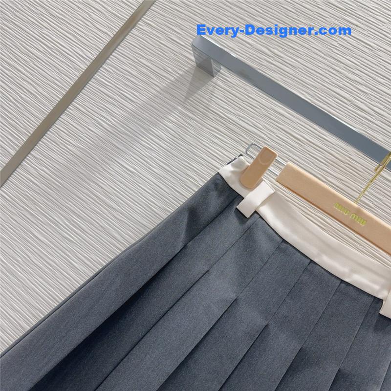 M1um1u new skirt