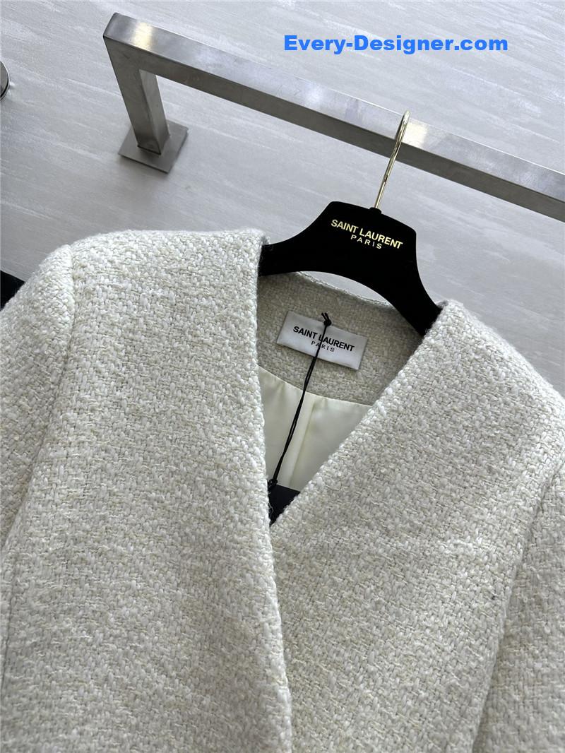 Y51 wool v-neck coat