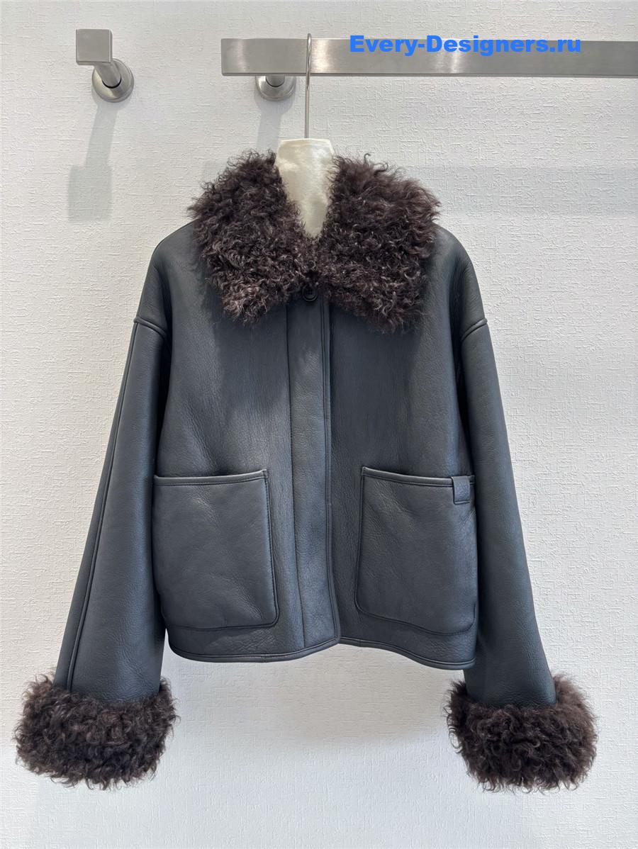 L0ew* fur coat