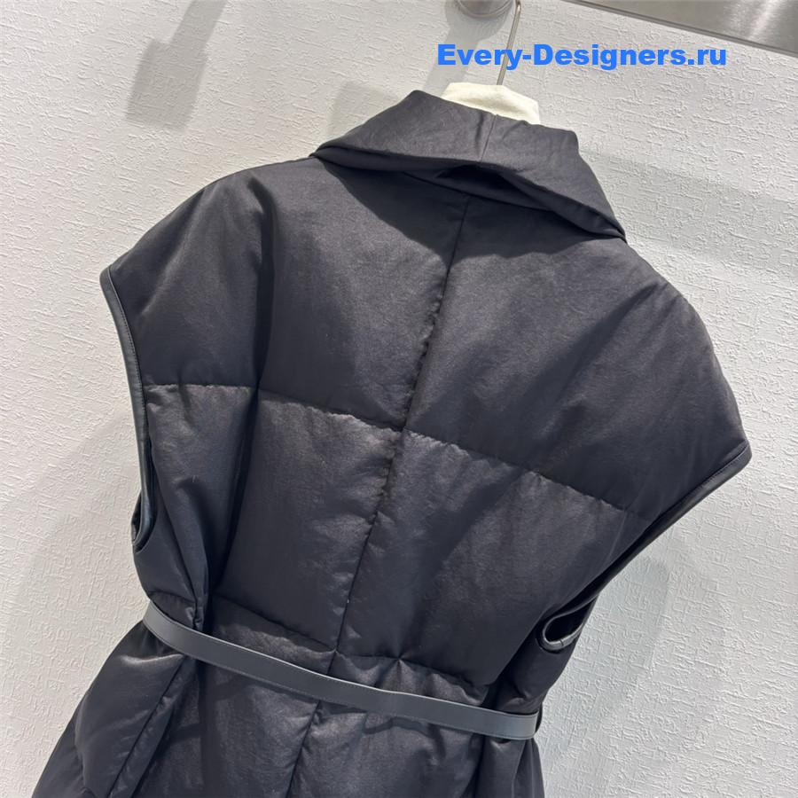 L0ew* lapel down vest