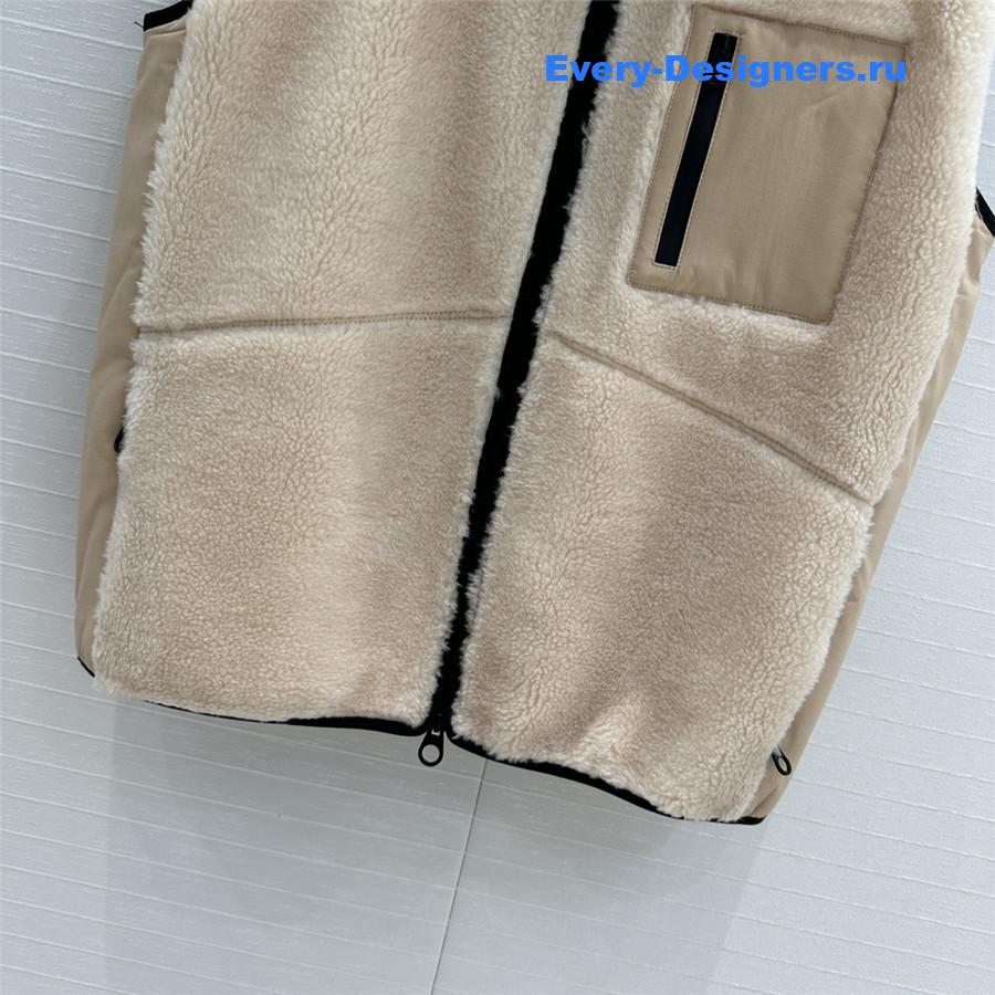 L0r0 P1ana popular vest jacket