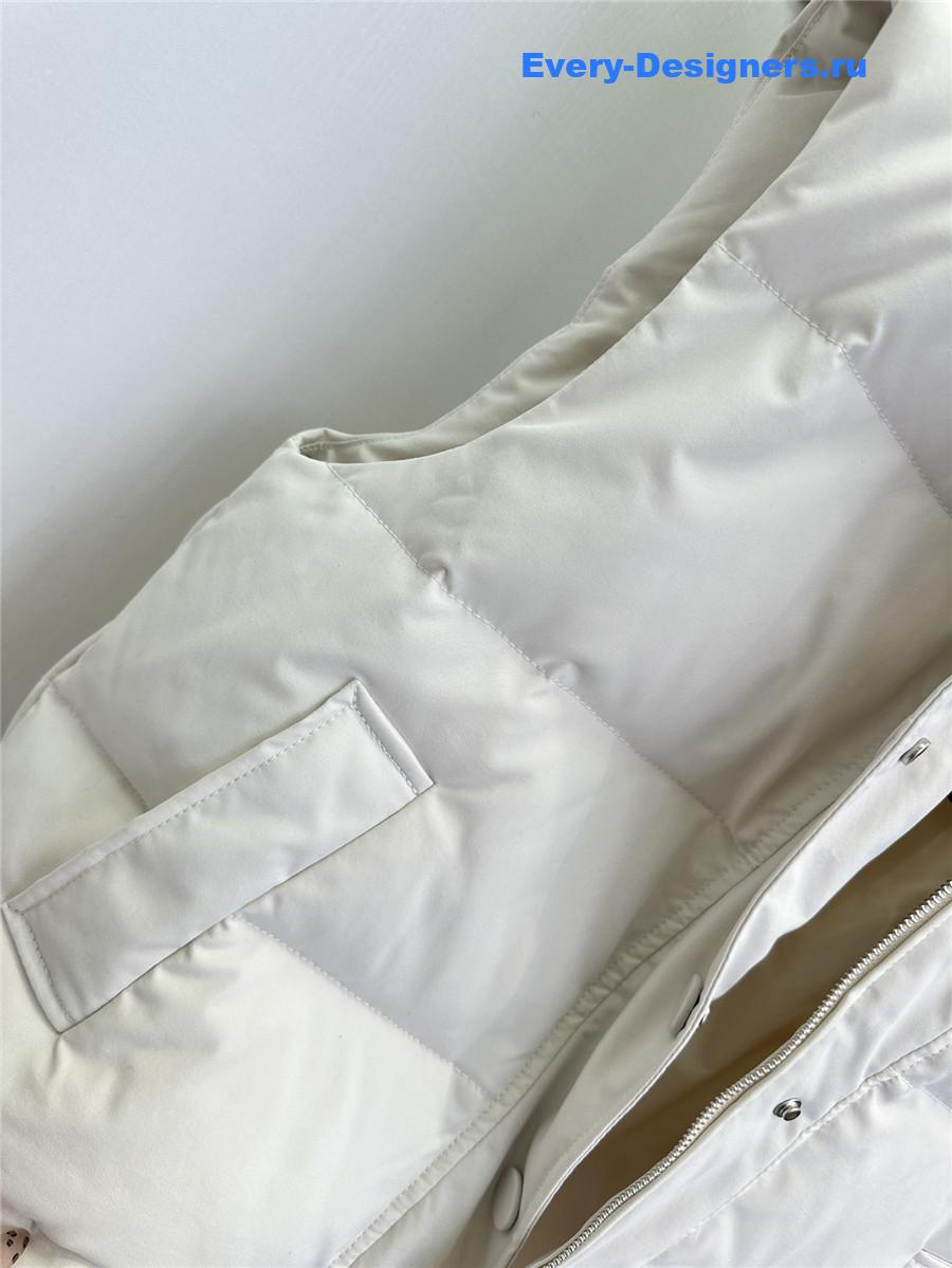 L0r0 P1ana white goose down vest