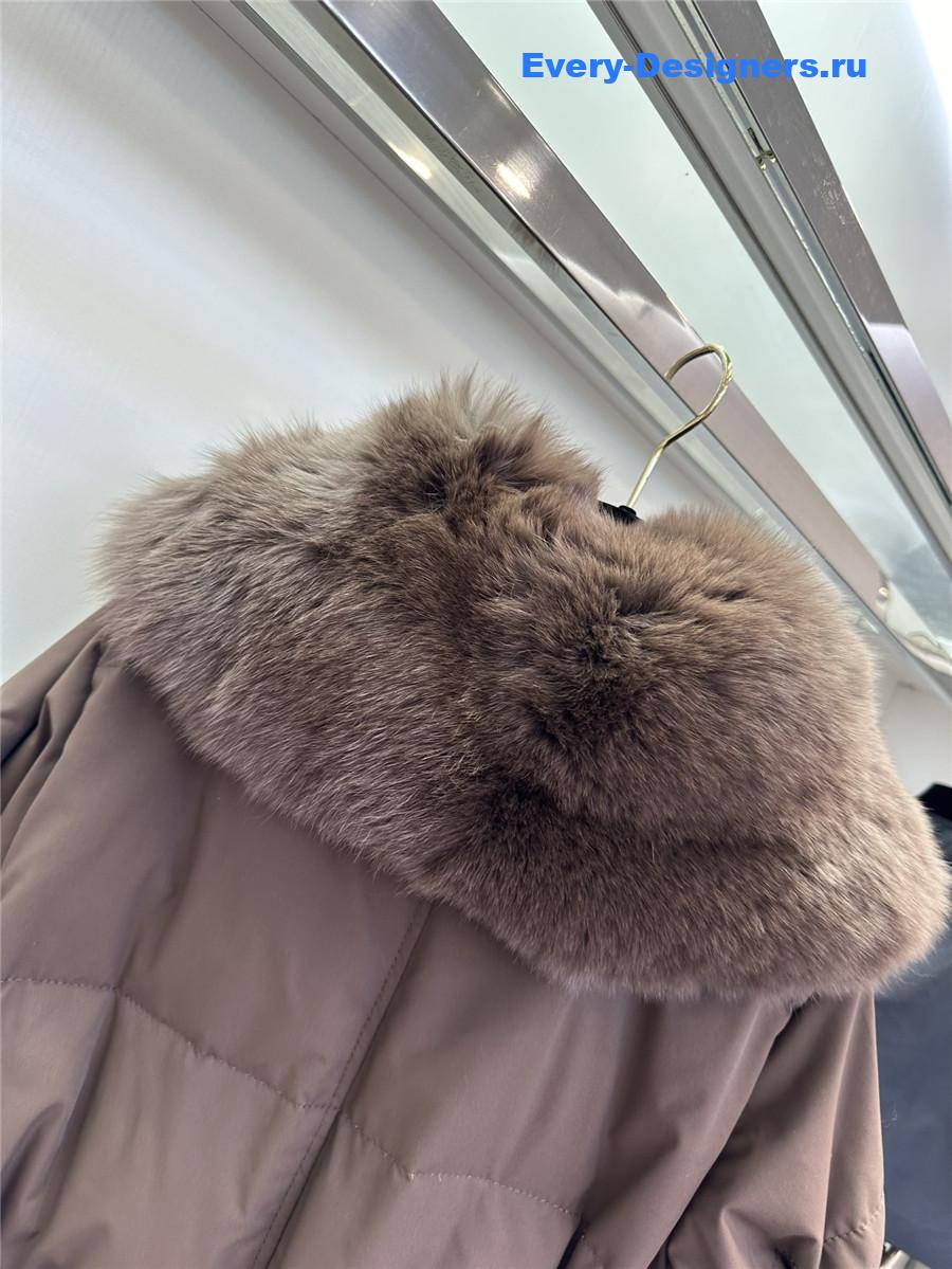 L0r0 P1ana goose down jacket