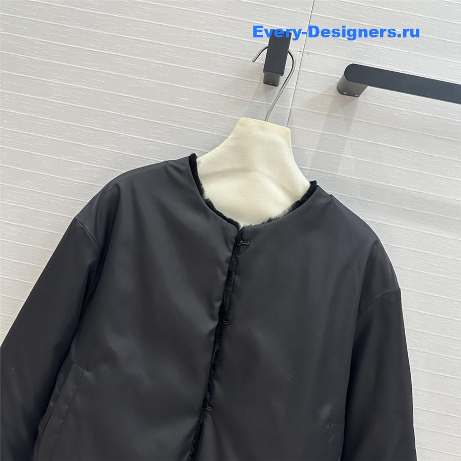Pra*a triangle logo short jacket