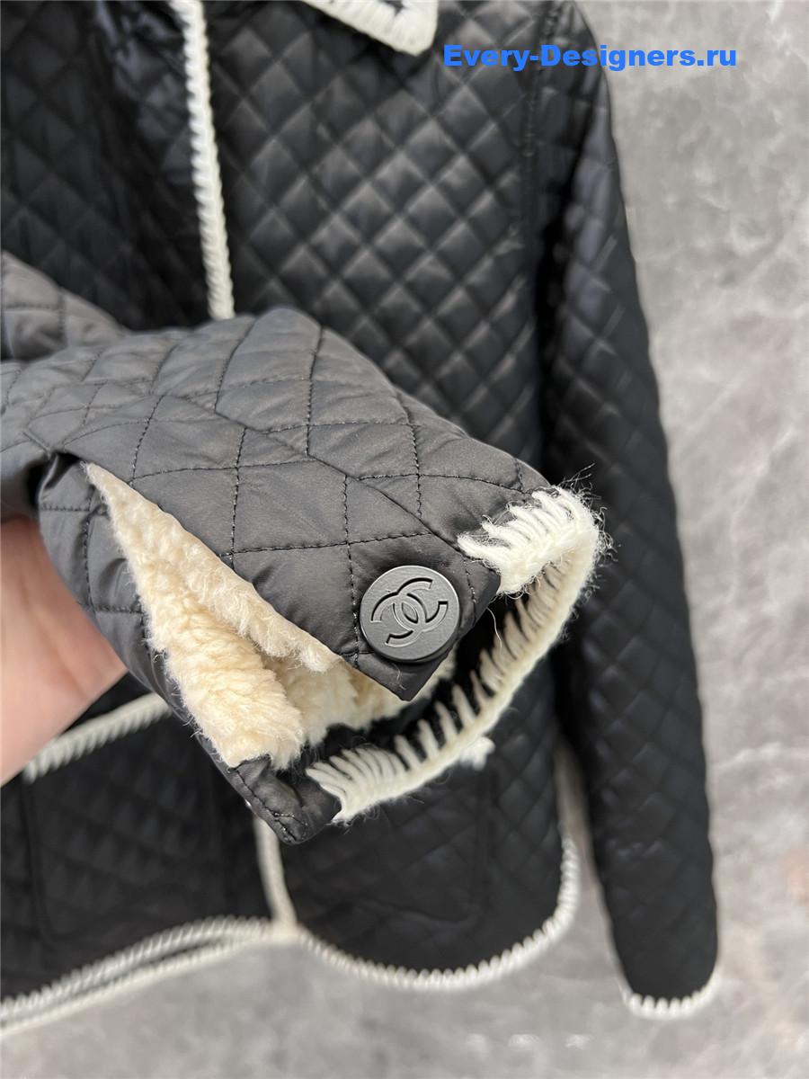 cc D1am0nd quilted jacket