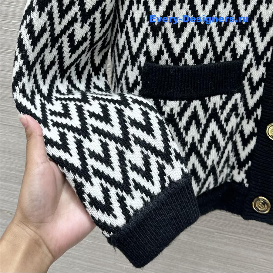Va1e*ntin0 cardigan long coat