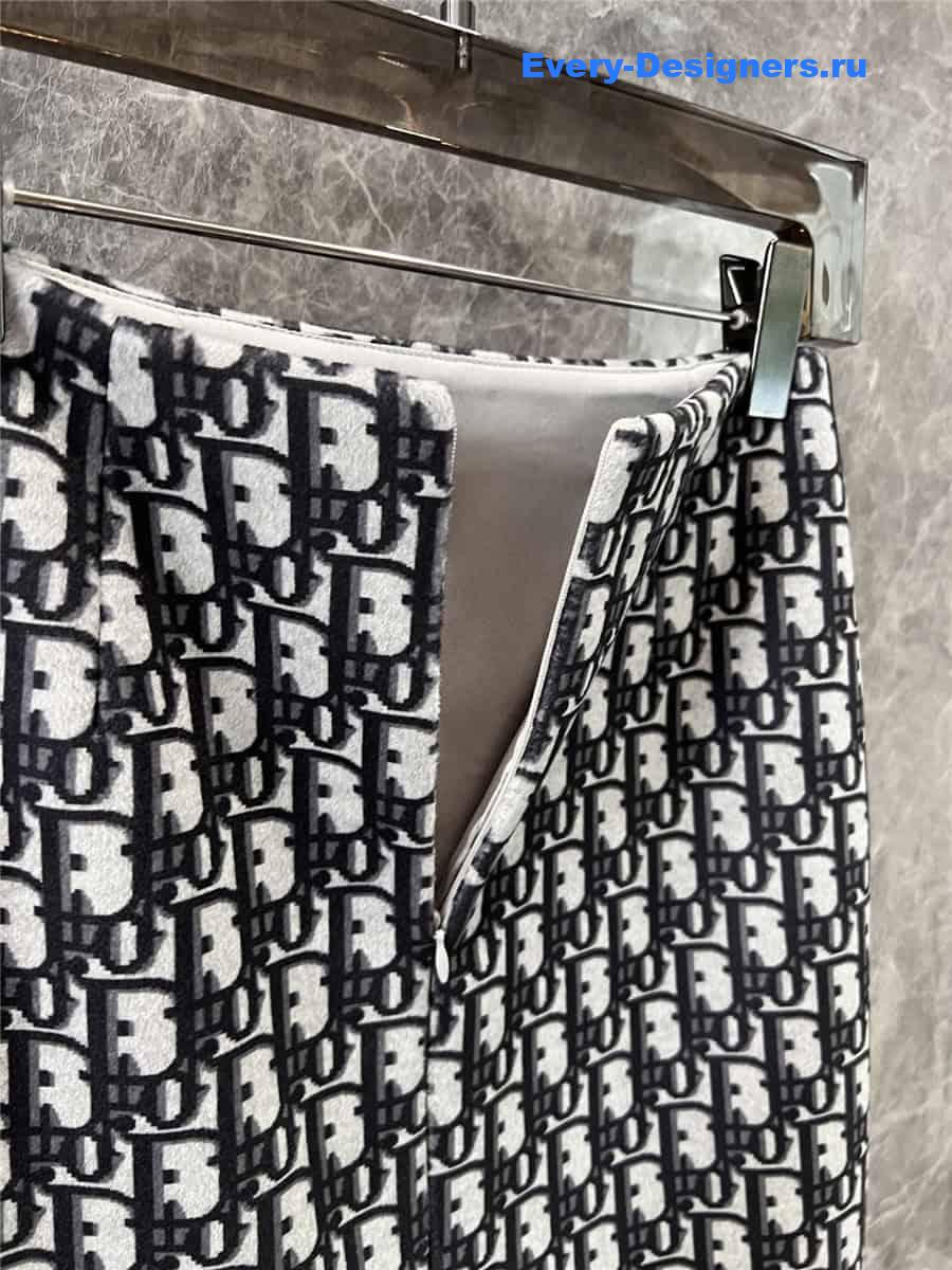 D10r wool classic monogram skirt