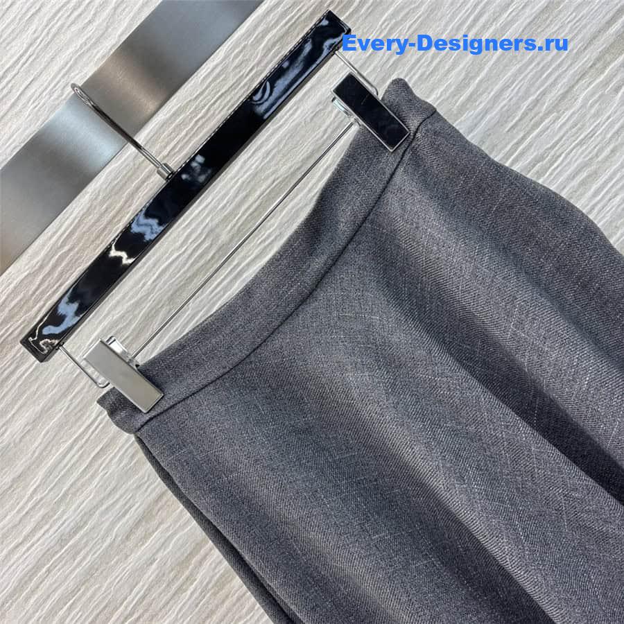 D10r woolen skirt