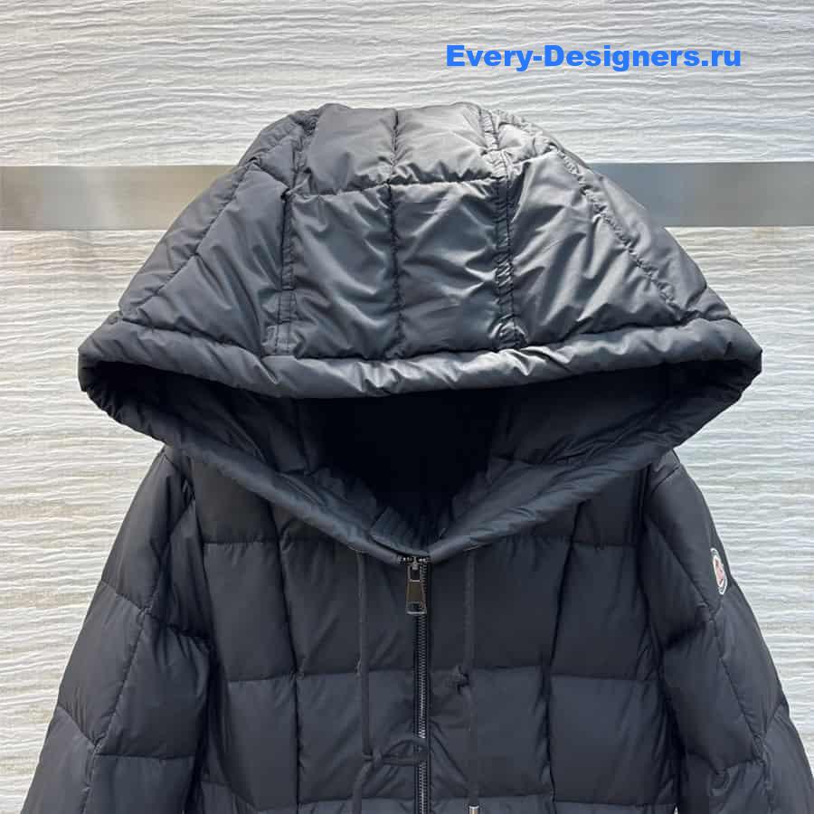 Moncler waist down jacket
