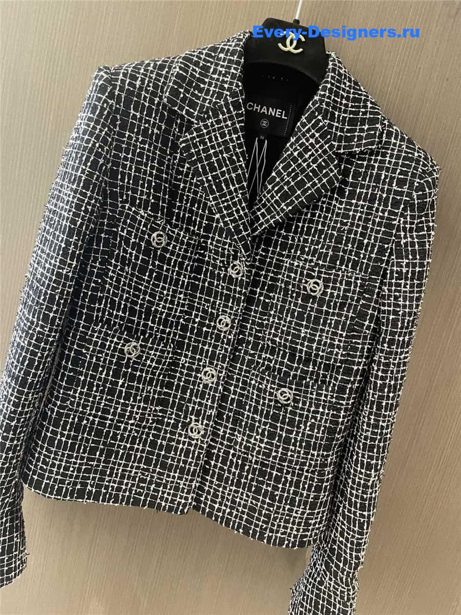 CC black and white check jacket