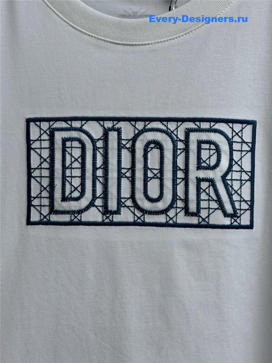 D10r logo embroidered t-shirt