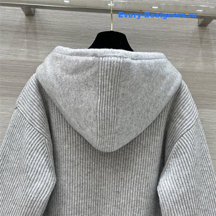 Vanitoo hooded goose down jacket