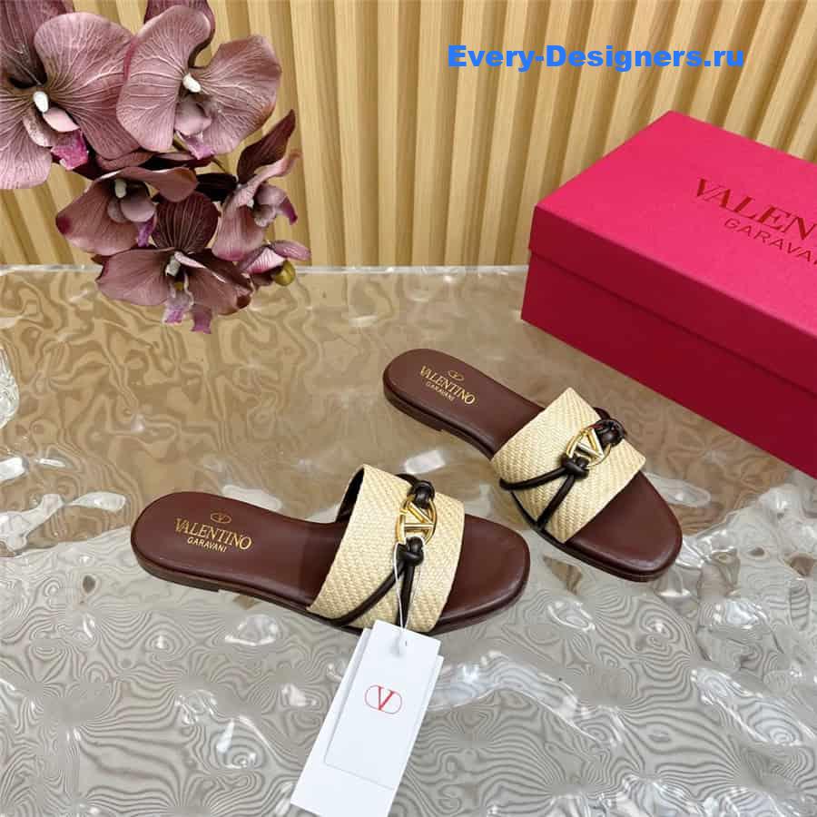 Va1e*ntin0 vlogo brown woven raffia slides