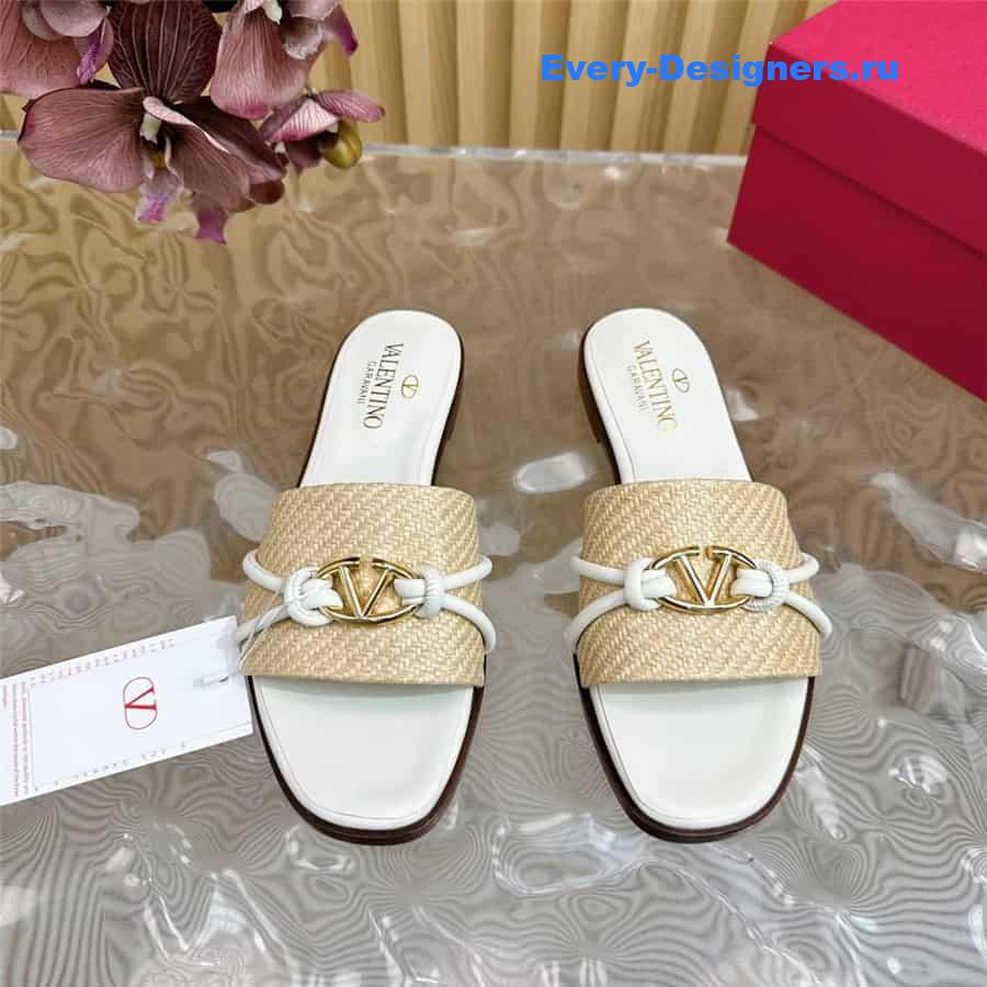 Va1e*ntin0 vlogo white woven raffia slides