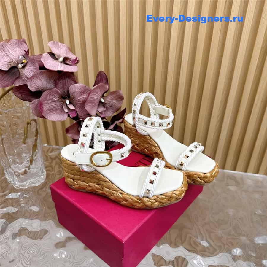 Va1e*ntin0 rockstud white wedge calfskin sandals