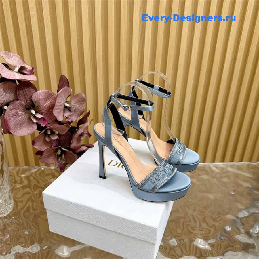 Dway Blue Cotton Embroidered Heeled Sandals