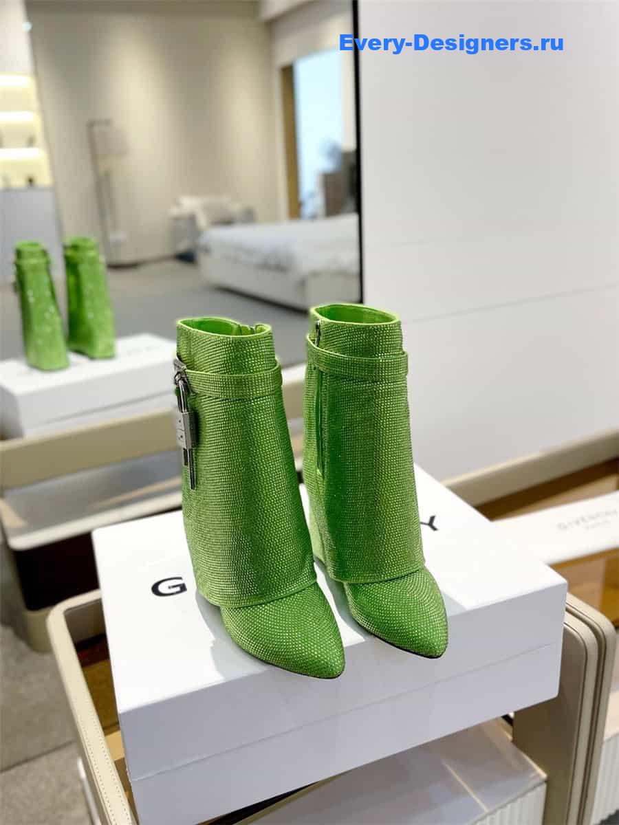 Givenchy Shark Lock Ankle Boots in Green