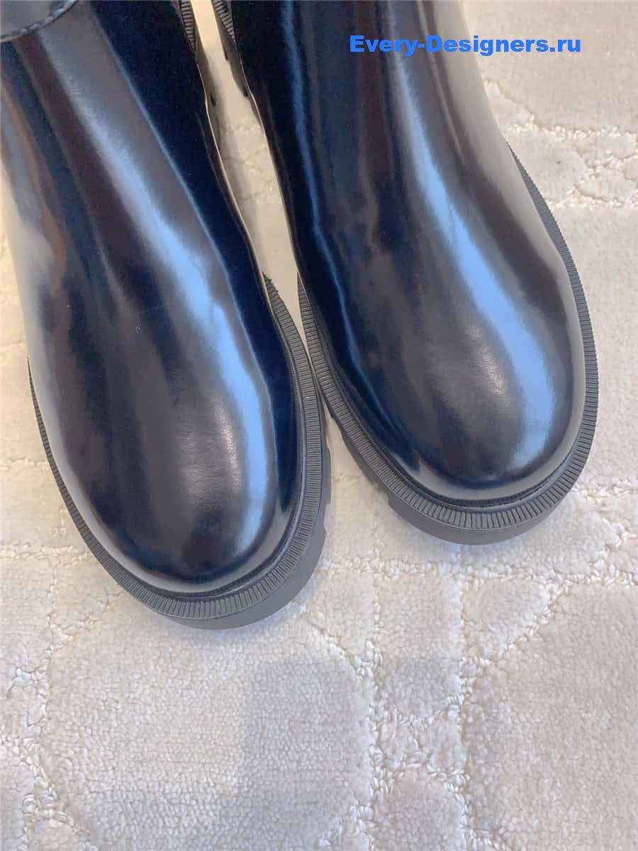 Chr1st1an louboutin chelsea boots