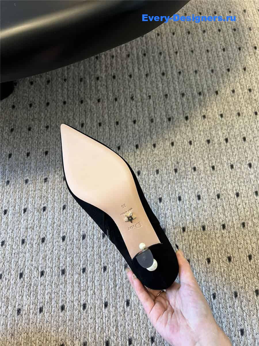 D10r women’s pointed toe shoes