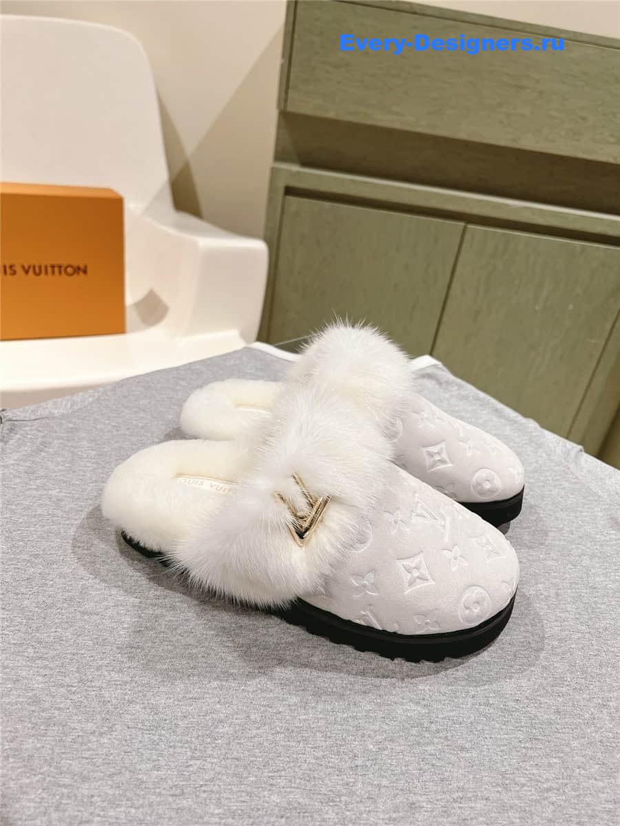 l0vis Vvtt0n lv flat mink slippers