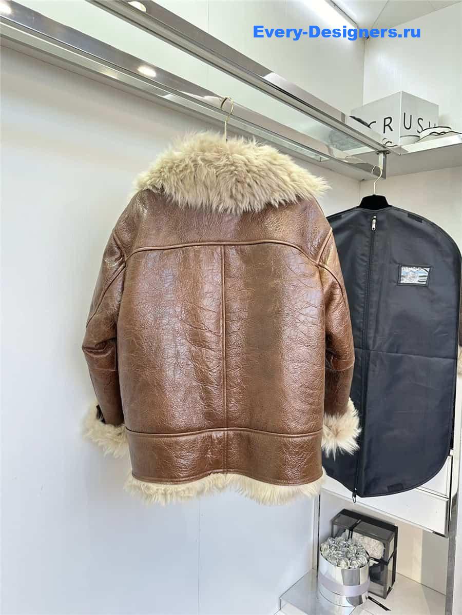 H**me5 shearling coat