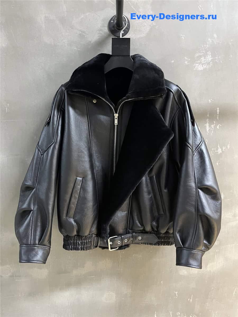 Y51 fur coat