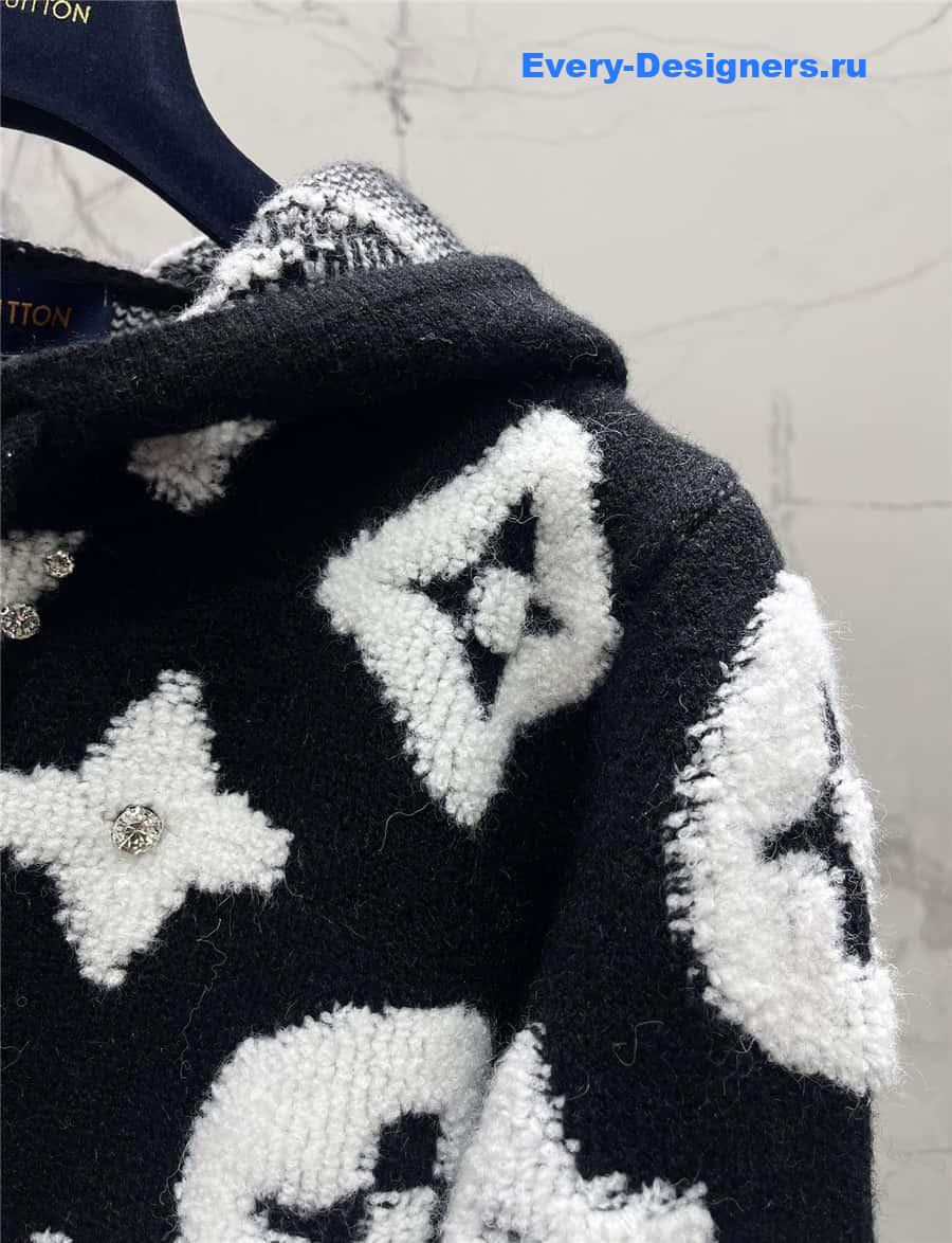 l0vis Vvtt0n lv hooded knitted jacket