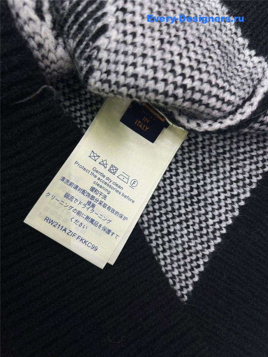 l0vis Vvtt0n lv hooded knitted jacket
