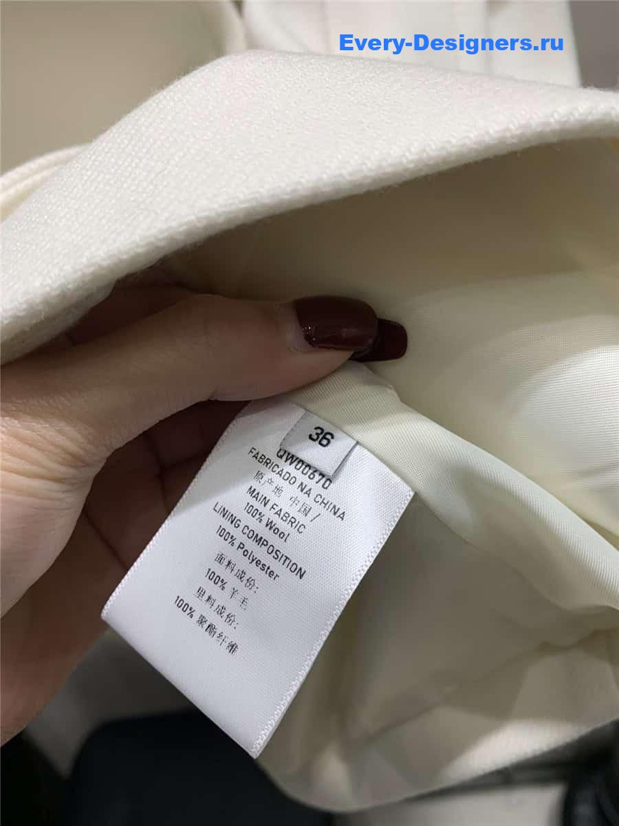 Gvc*1 short coat