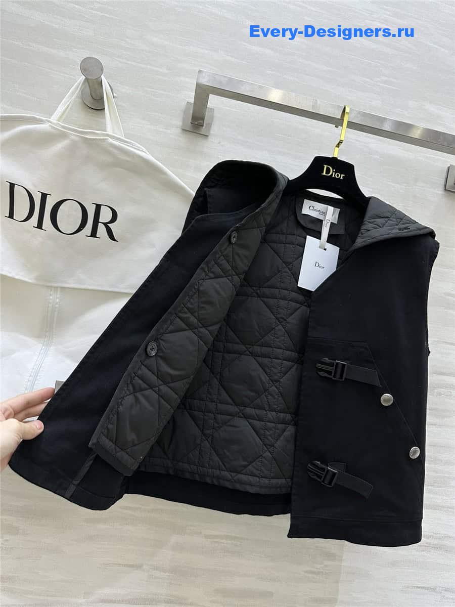 D10r two piece design vest
