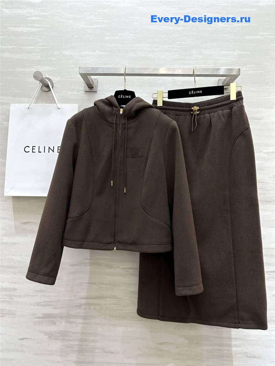 Ce1i*e old money style suit