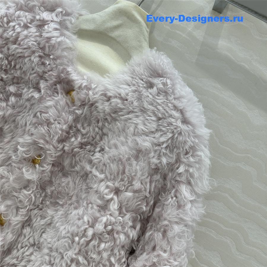 Ce1i*e fur coat