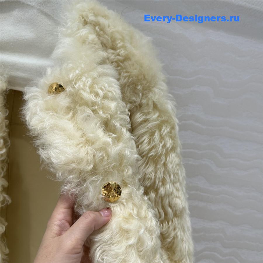 Ce1i*e fur coat
