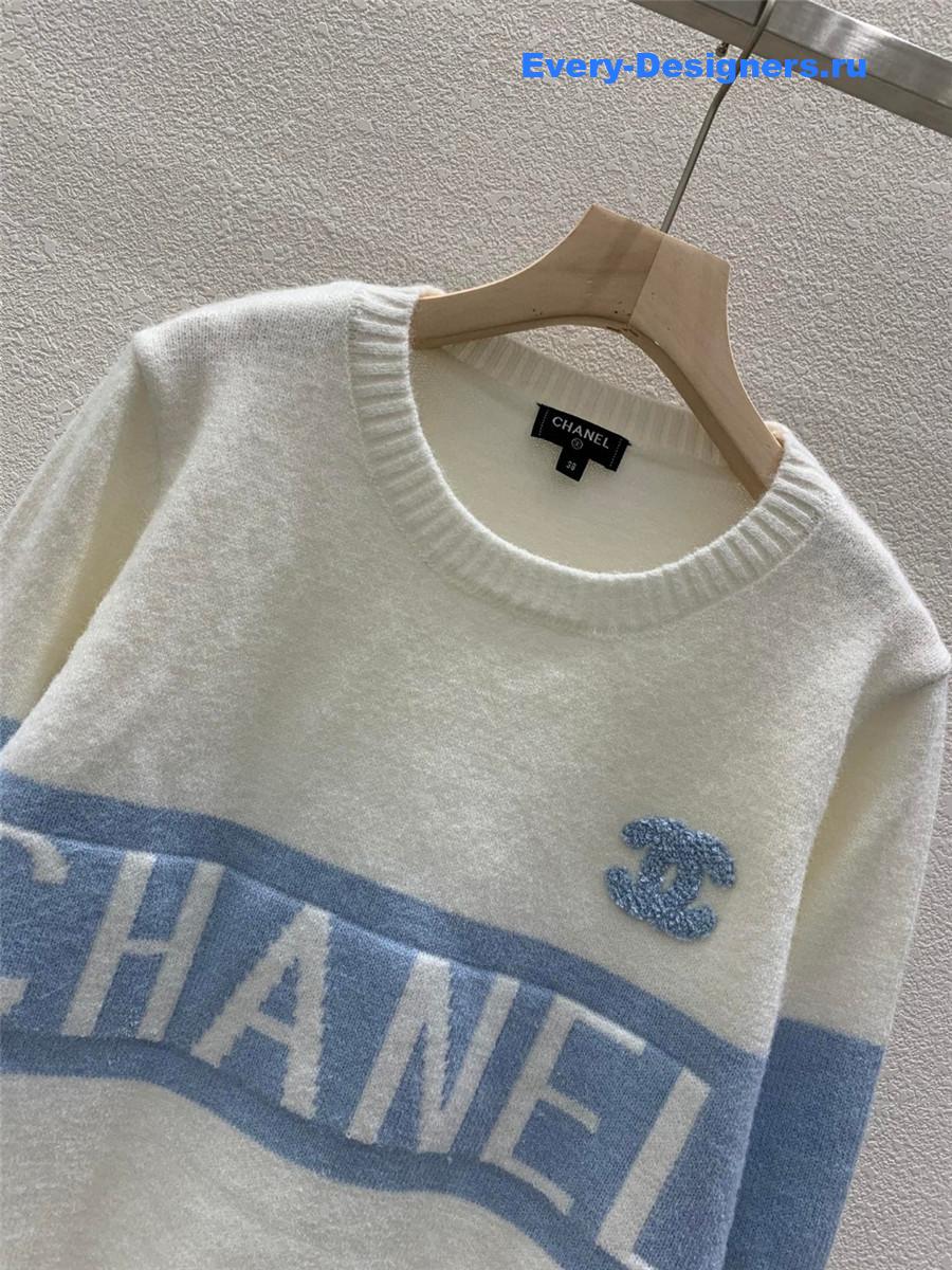 CC Logo Jacquard Knit Sweater in White