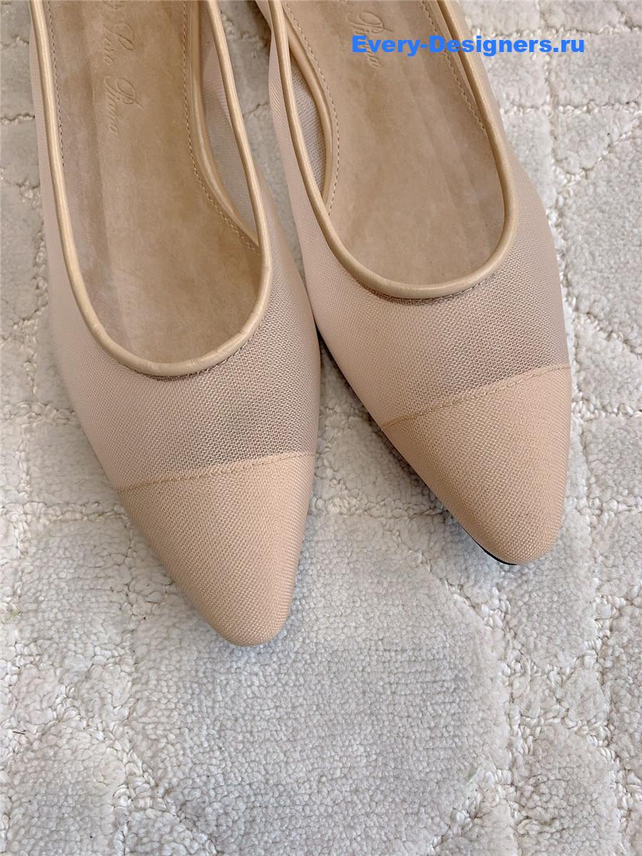 L0r0 P1ana primula ballet flat in beige microfibre