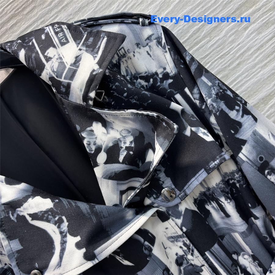 D10r vintage portrait print trench coat