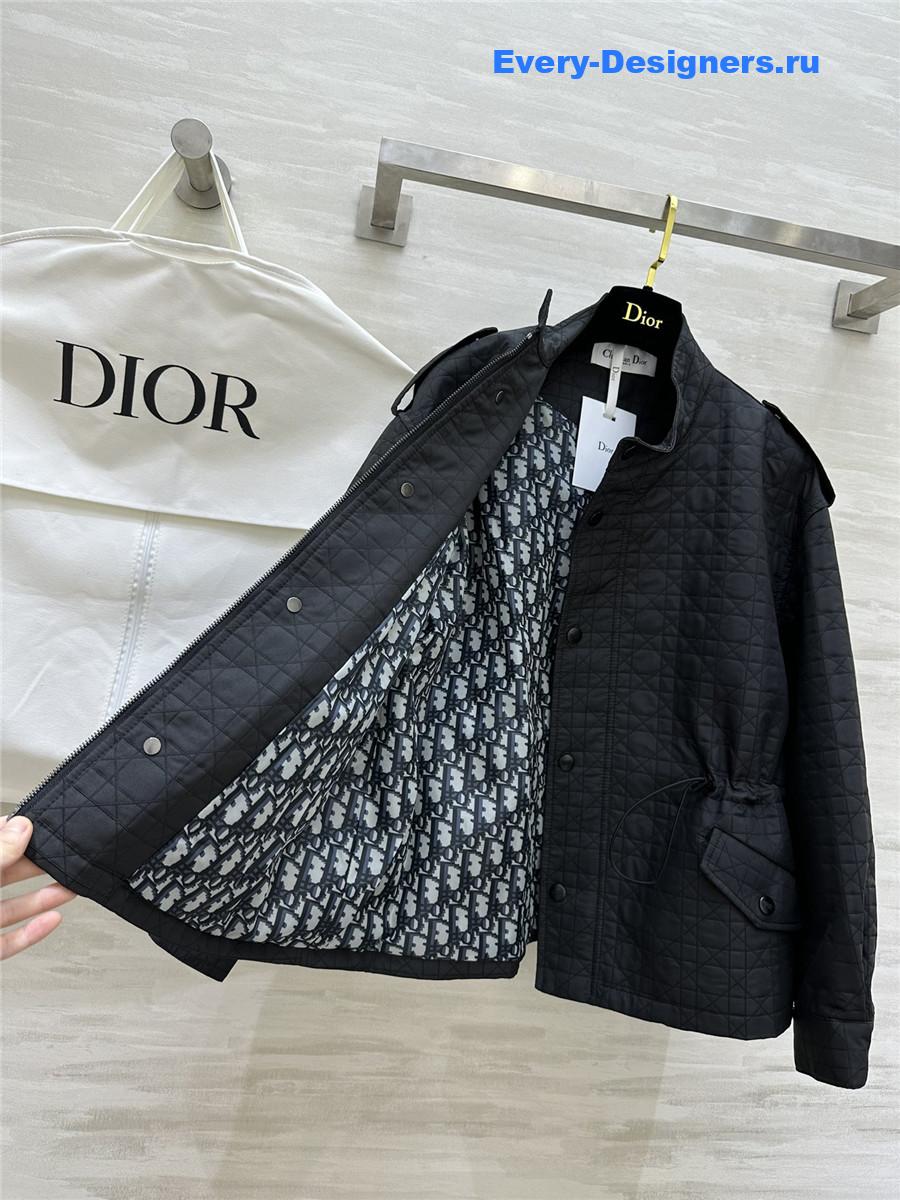 D10r drawstring waist stand collar coat