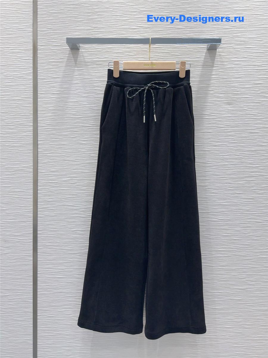 M1um1u new wide-leg trousers