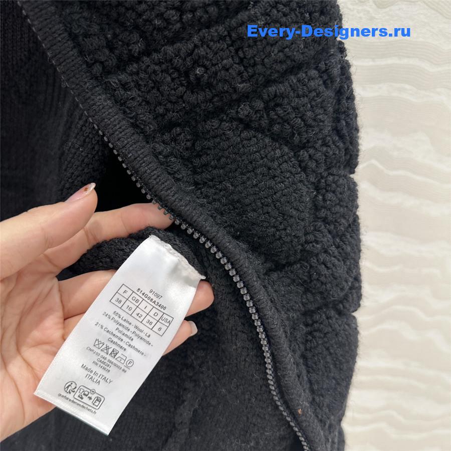 D10r hooded jacket